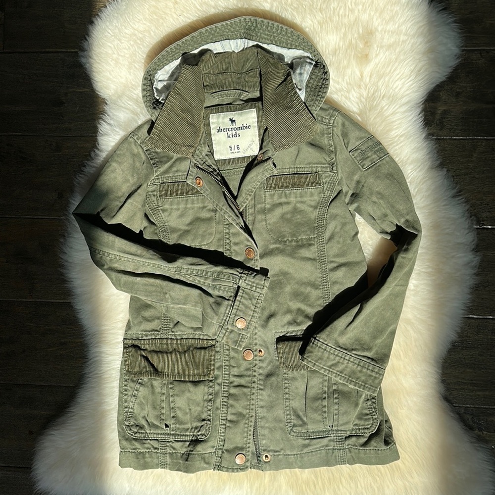 Girls Abercrombie kids Field jacket size 5/6